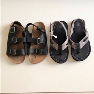 Sold 🛑 Boys black sandal Size 10-11